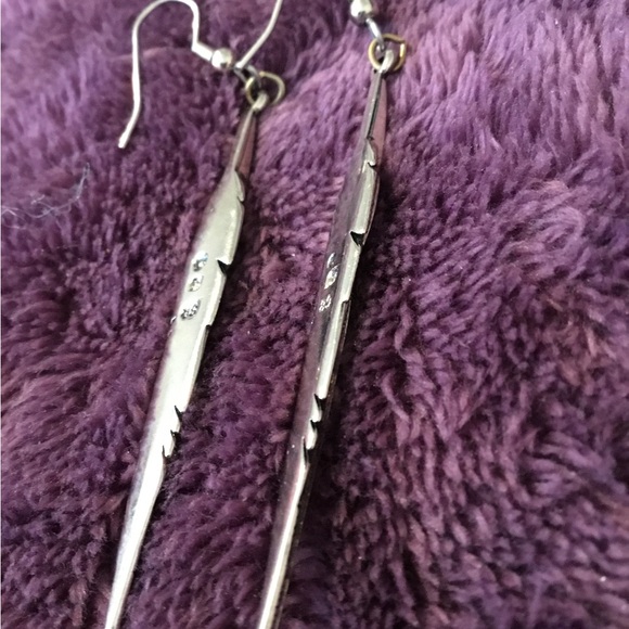 Vintage Native American 925 Arrow Feather Turquoise Dangle Earrings - Picture 2 of 15